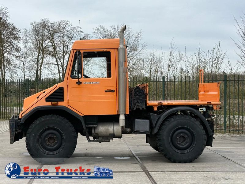 Unimog U90 - Truk: gambar 2 Unimog U90 - Truk: gambar 2