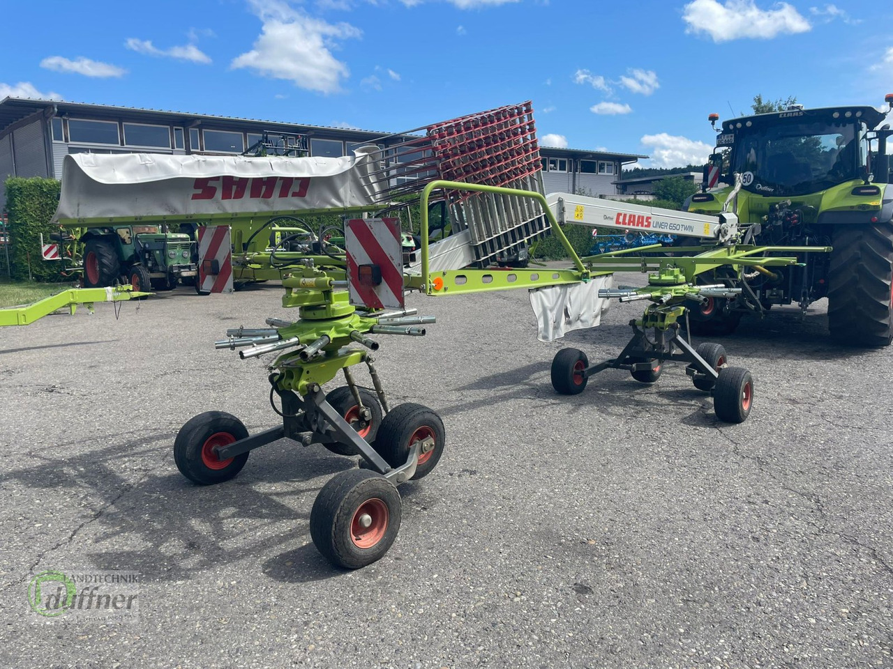 CLAAS Liner 650 Twin - Tedder/ Menyapu: gambar 2 CLAAS Liner 650 Twin - Tedder/ Menyapu: gambar 2