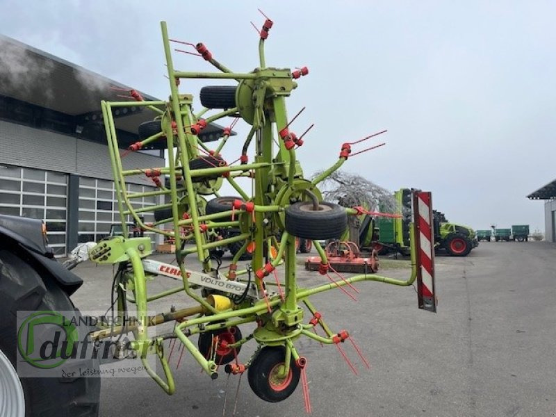 Tedder/ Menyapu CLAAS Volto 870: gambar 7