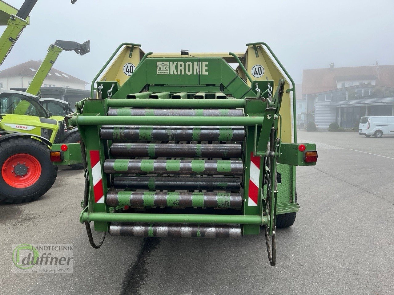 Krone Big Pack 127 - Baler persegi: gambar 5 Krone Big Pack 127 - Baler persegi: gambar 5