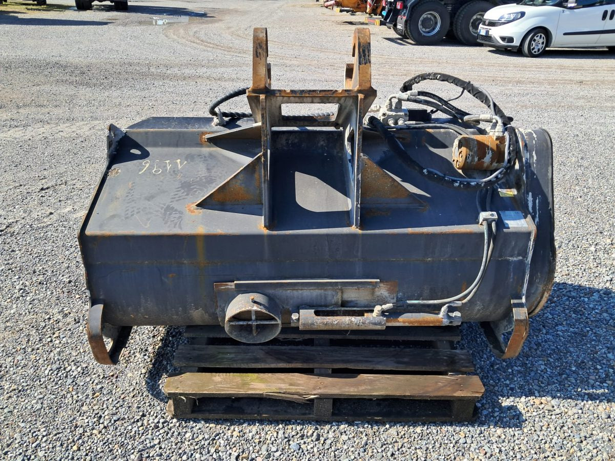 MECALAC 12MTX - Ekskavator roda: gambar 4 MECALAC 12MTX - Ekskavator roda: gambar 4