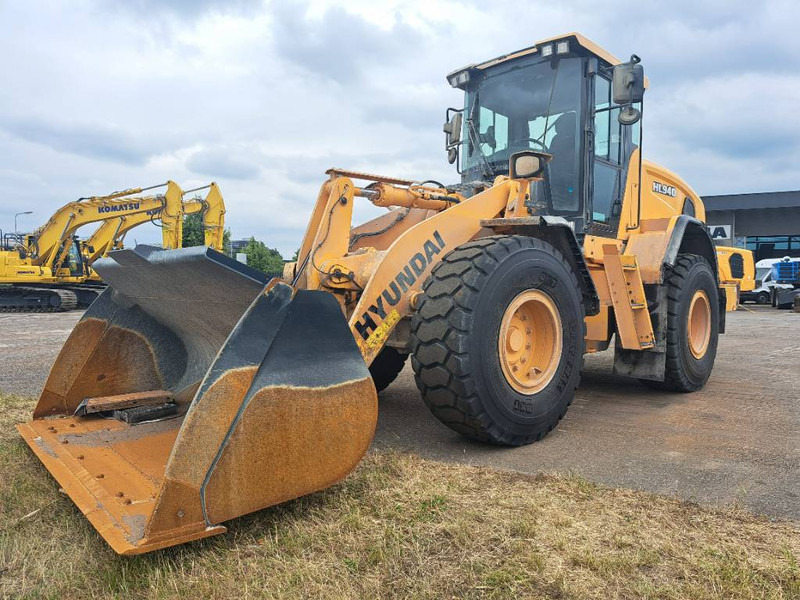 Hyundai HL940 - Wheel loader: gambar 1 Hyundai HL940 - Wheel loader: gambar 1