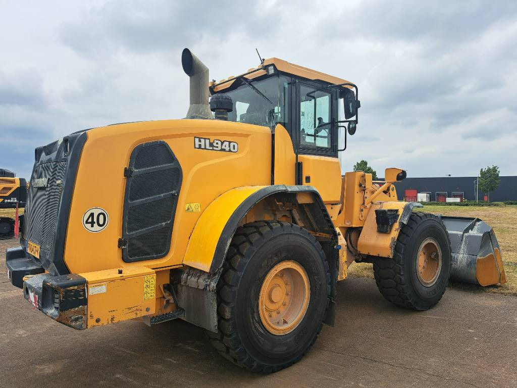 Hyundai HL940 - Wheel loader: gambar 5 Hyundai HL940 - Wheel loader: gambar 5