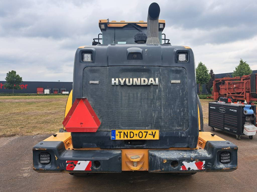 Hyundai HL940 - Wheel loader: gambar 4 Hyundai HL940 - Wheel loader: gambar 4