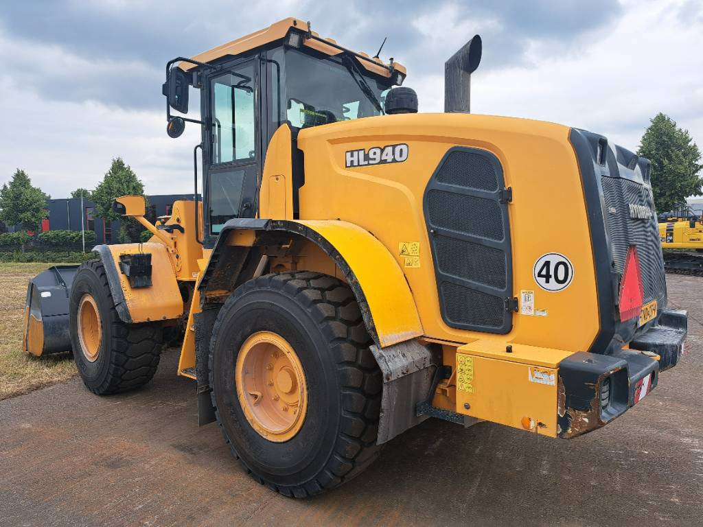 Hyundai HL940 - Wheel loader: gambar 3 Hyundai HL940 - Wheel loader: gambar 3