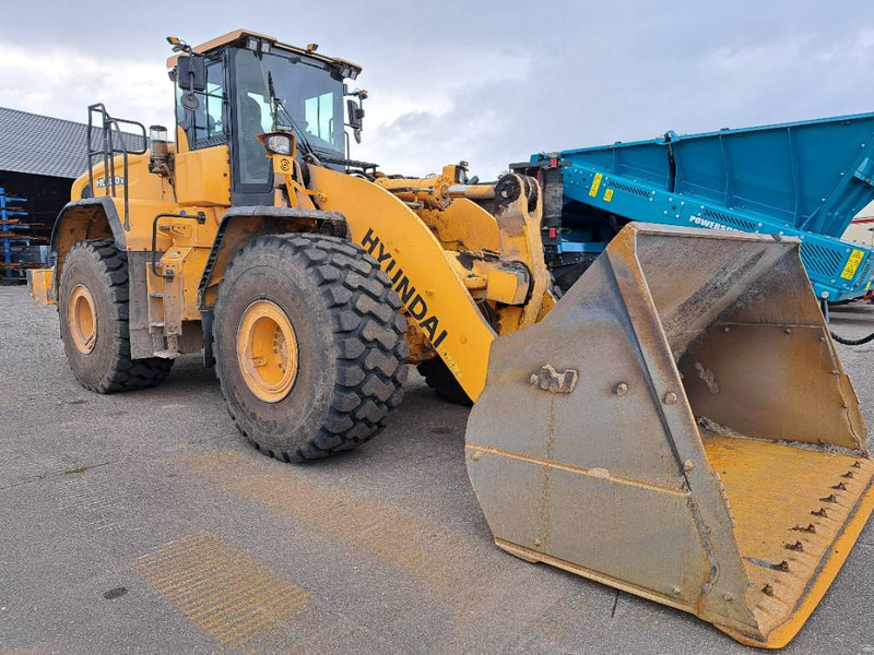 Hyundai HL980XT - Wheel loader: gambar 1 Hyundai HL980XT - Wheel loader: gambar 1