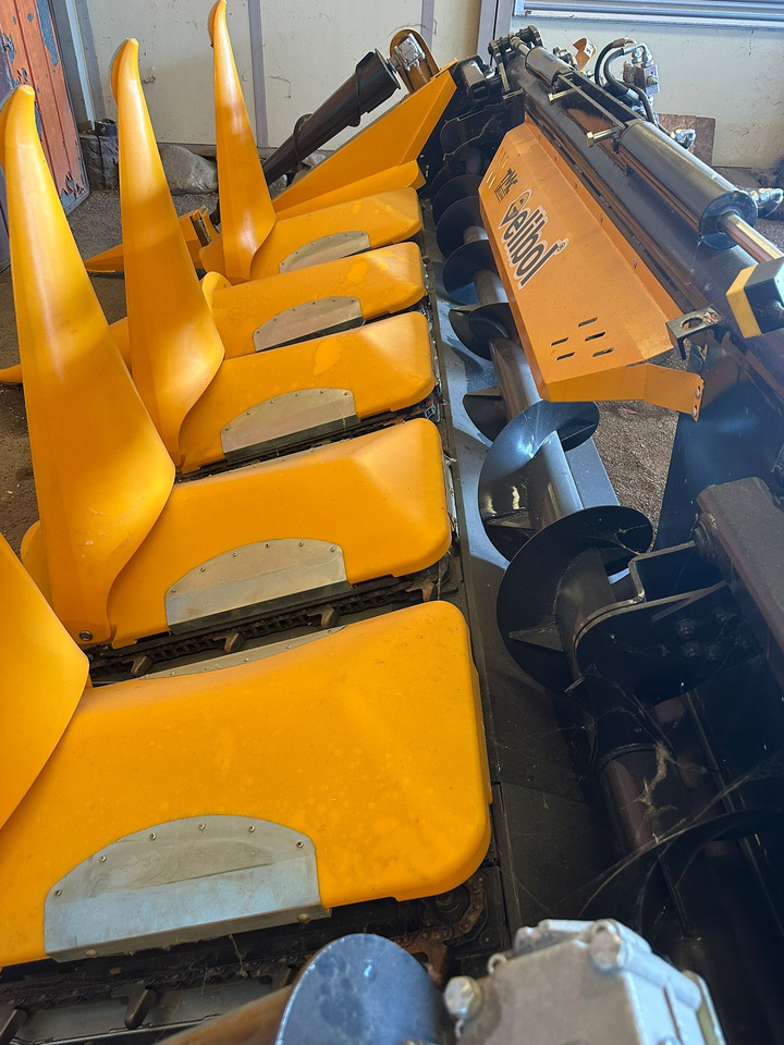 ELİBOL LF03 / 6-75 6 ROWS FOLDABLE CORN HEADER - Sundulan jagung: gambar 4 ELİBOL LF03 / 6-75 6 ROWS FOLDABLE CORN HEADER - Sundulan jagung: gambar 4