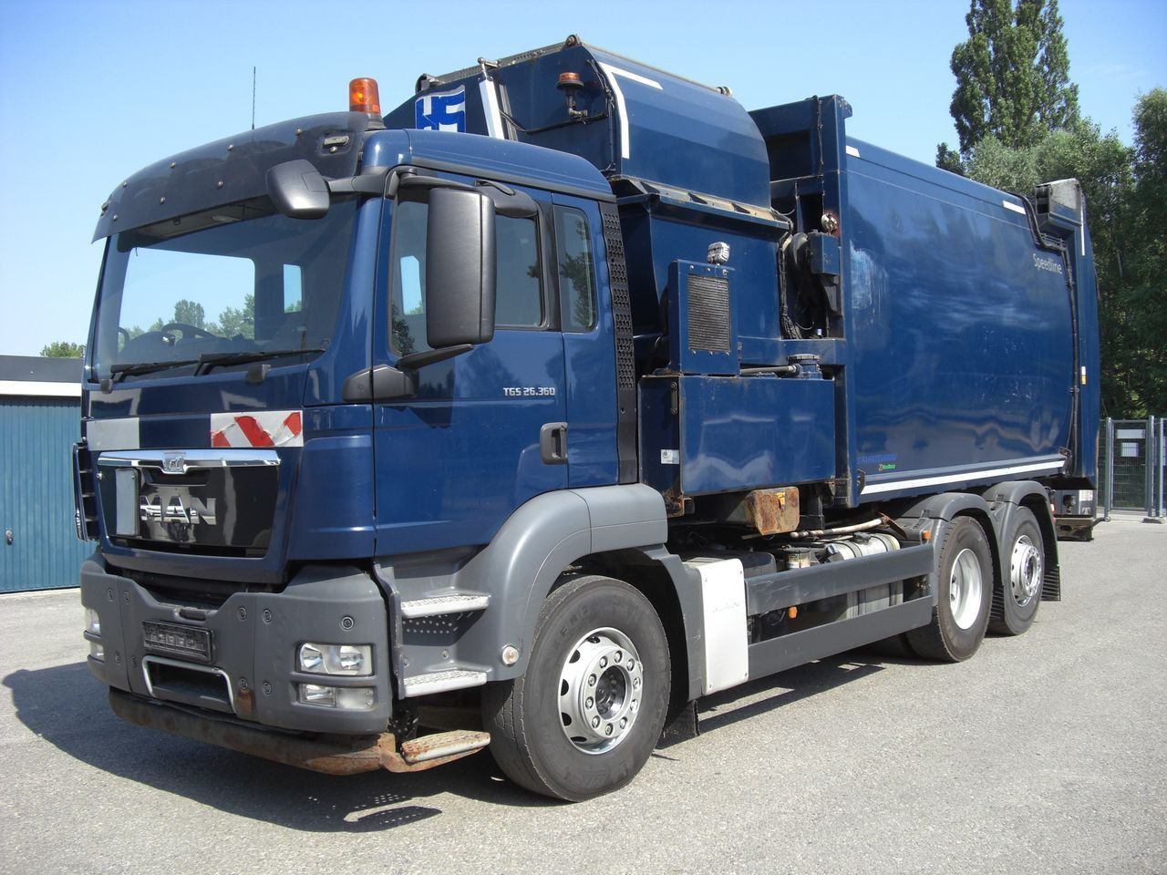 MAN 26360FNLL / SEITENLADER MAN 26360FNLL / SEITENLADER - Truk sampah: gambar 1 MAN 26360FNLL / SEITENLADER MAN 26360FNLL / SEITENLADER - Truk sampah: gambar 1