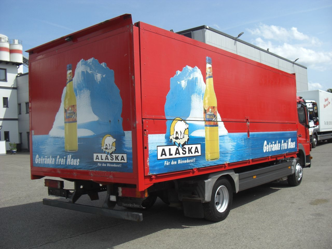 Mercedes-Benz 1222L / Automatik - Truk minuman: gambar 3 Mercedes-Benz 1222L / Automatik - Truk minuman: gambar 3