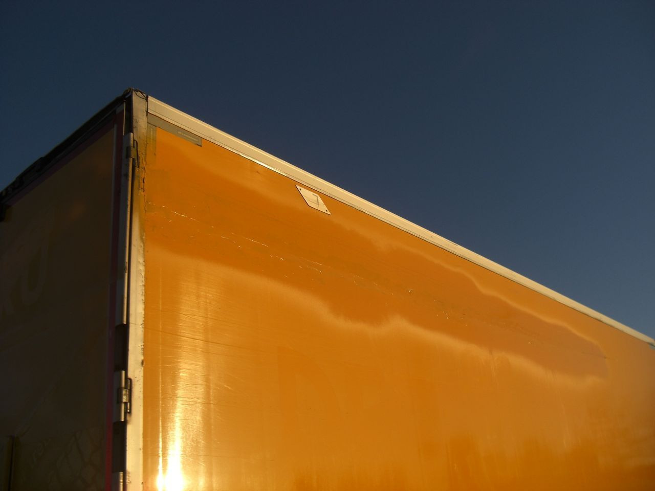 Mercedes-Benz 2532L ANTOS / LBW Mercedes-Benz 2532L ANTOS / LBW - Truk berpendingin: gambar 5 Mercedes-Benz 2532L ANTOS / LBW Mercedes-Benz 2532L ANTOS / LBW - Truk berpendingin: gambar 5