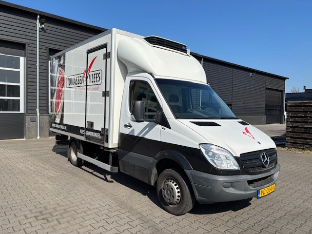 Mercedes Sprinter 419 cdi Frigo hanging meat - Van berpendingin: gambar 2 Mercedes Sprinter 419 cdi Frigo hanging meat - Van berpendingin: gambar 2
