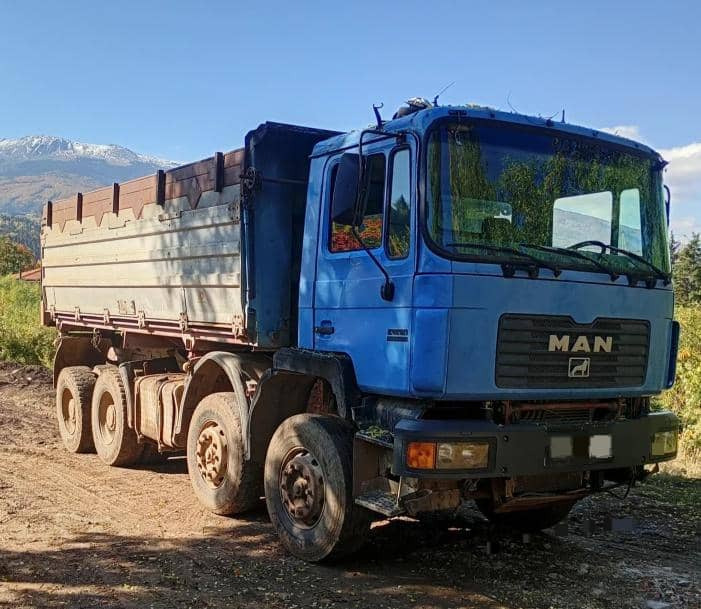 MAN 41.402 - Truk jungkit: gambar 1 MAN 41.402 - Truk jungkit: gambar 1