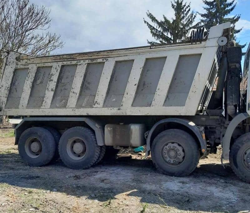 MERCEDES-BENZ Actros 4143 - Truk jungkit: gambar 4 MERCEDES-BENZ Actros 4143 - Truk jungkit: gambar 4