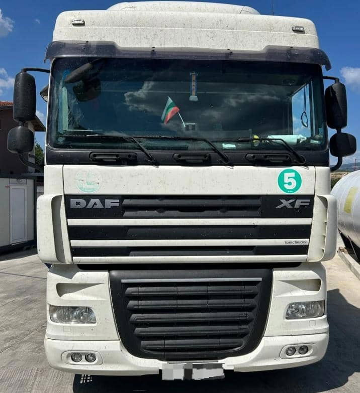 DAF XF 105.410 Tractor unit - Tractor head: gambar 1 DAF XF 105.410 Tractor unit - Tractor head: gambar 1