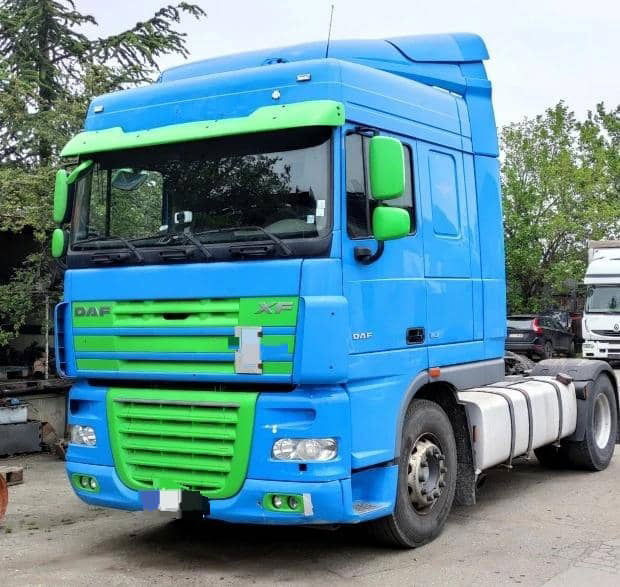 DAF XF 105.460 Tractor unit - Tractor head: gambar 3 DAF XF 105.460 Tractor unit - Tractor head: gambar 3