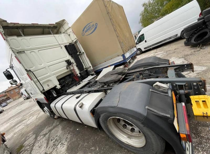 DAF XF 105 - Tractor head: gambar 4 DAF XF 105 - Tractor head: gambar 4