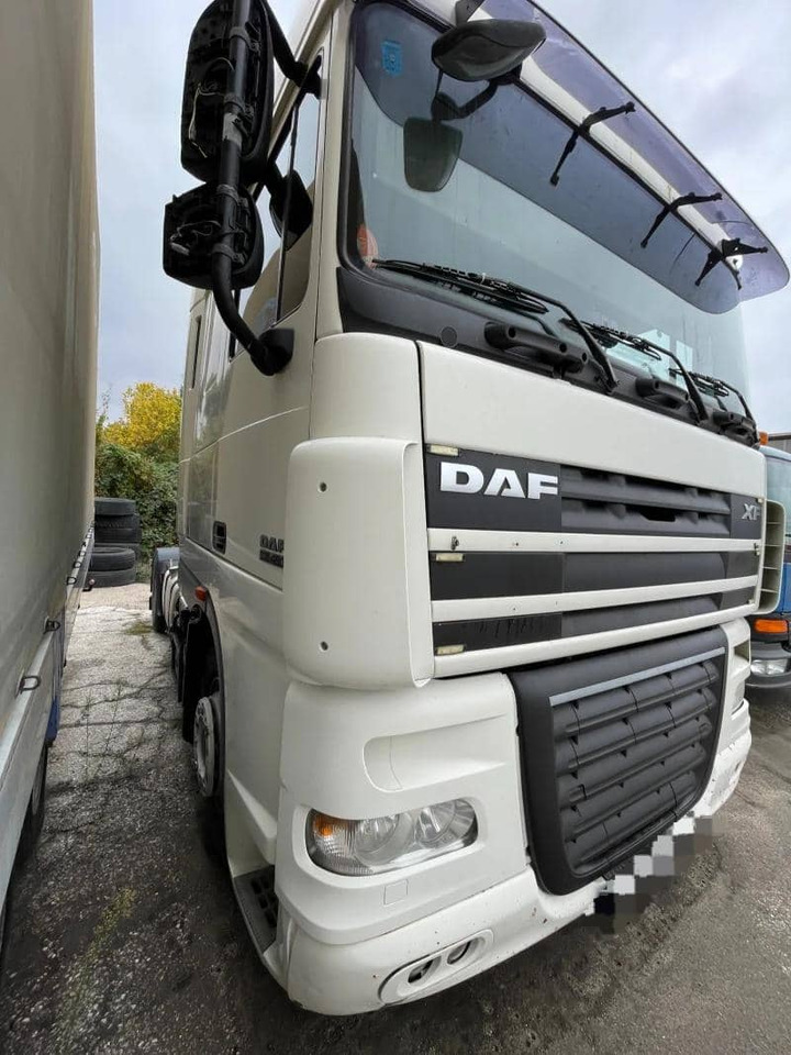 DAF XF 105 - Tractor head: gambar 2 DAF XF 105 - Tractor head: gambar 2