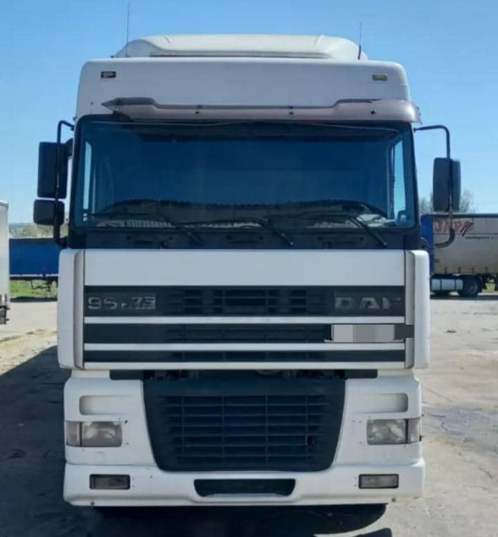 DAF XF 95 - Tractor head: gambar 1 DAF XF 95 - Tractor head: gambar 1