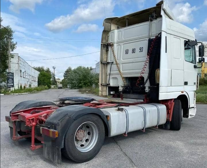 DAF XF 95 - Tractor head: gambar 4 DAF XF 95 - Tractor head: gambar 4