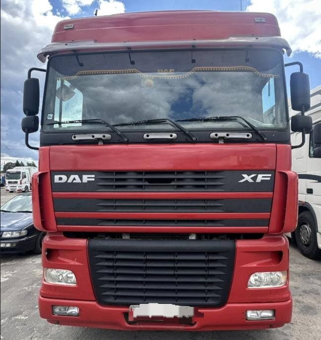 DAF XF 95 - Tractor head: gambar 1 DAF XF 95 - Tractor head: gambar 1