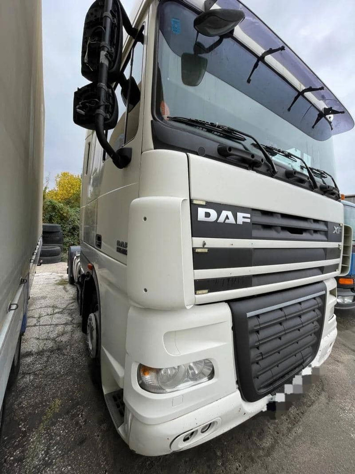 DAF XF105 Tractor unit - Tractor head: gambar 4 DAF XF105 Tractor unit - Tractor head: gambar 4