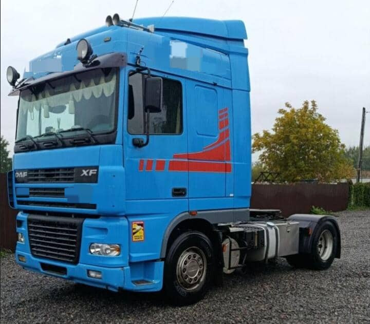DAF XF95 - Tractor head: gambar 2 DAF XF95 - Tractor head: gambar 2
