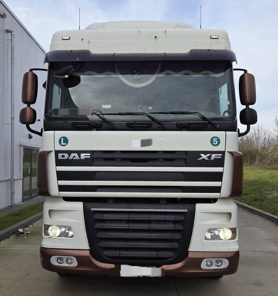 Daf XF 105 - Tractor head: gambar 1 Daf XF 105 - Tractor head: gambar 1