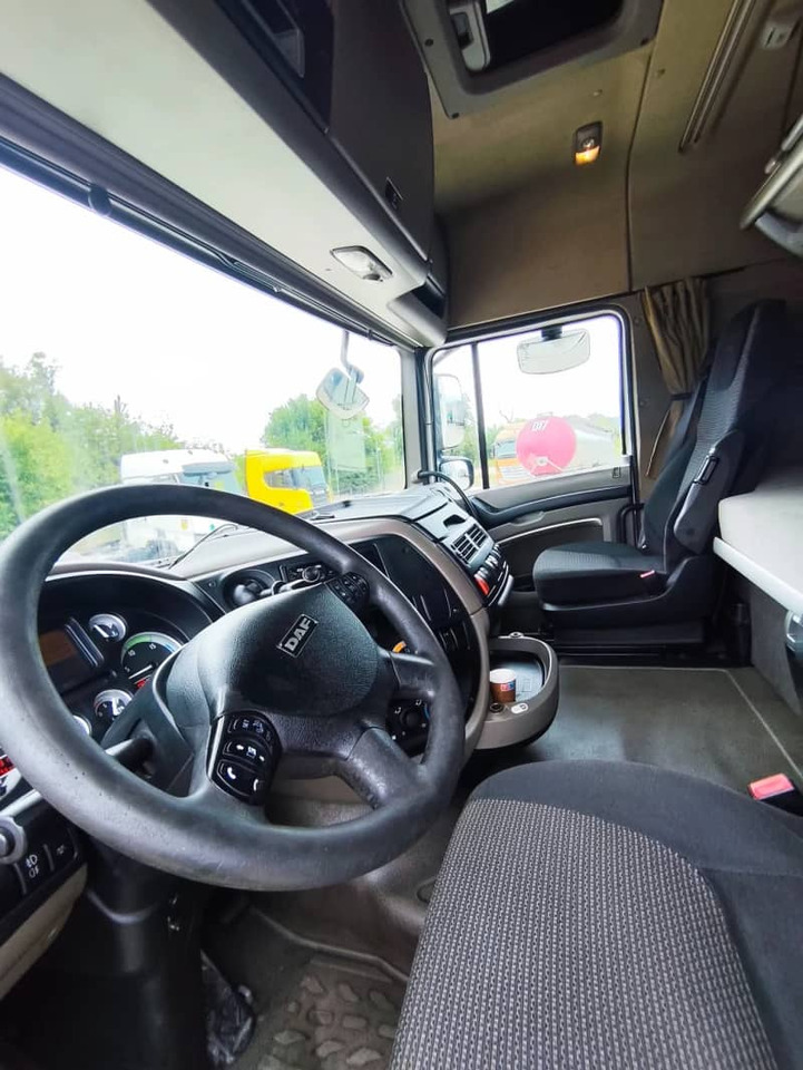 Daf XF105 - Tractor head: gambar 4 Daf XF105 - Tractor head: gambar 4