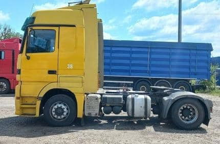 Mercedes-Benz Actros Tractor unit - Tractor head: gambar 3 Mercedes-Benz Actros Tractor unit - Tractor head: gambar 3