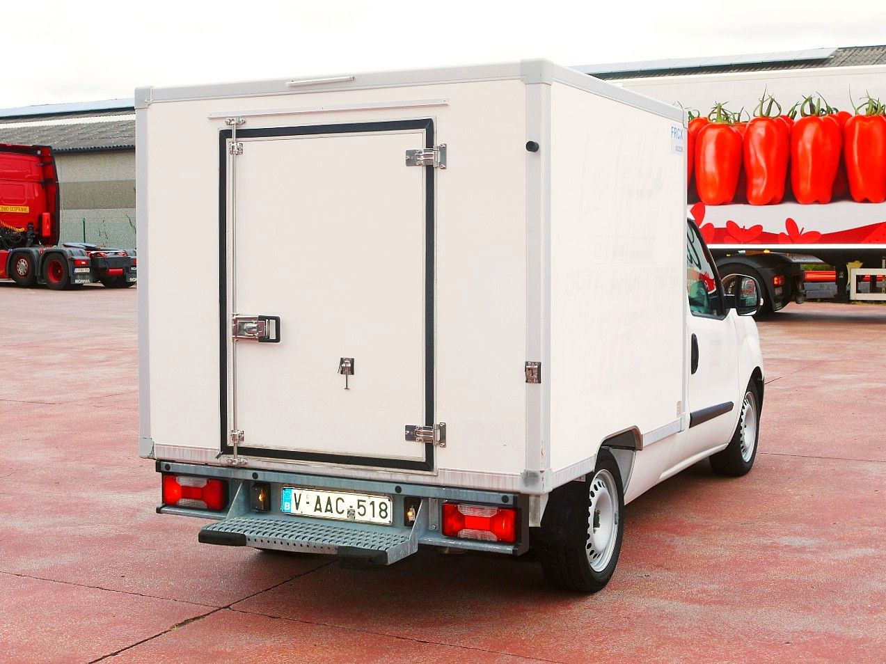 Fiat 1.3 DOBLO KUHLKOFFER RELEC FROD TR22 -20C - Van berpendingin: gambar 5 Fiat 1.3 DOBLO KUHLKOFFER RELEC FROD TR22 -20C - Van berpendingin: gambar 5