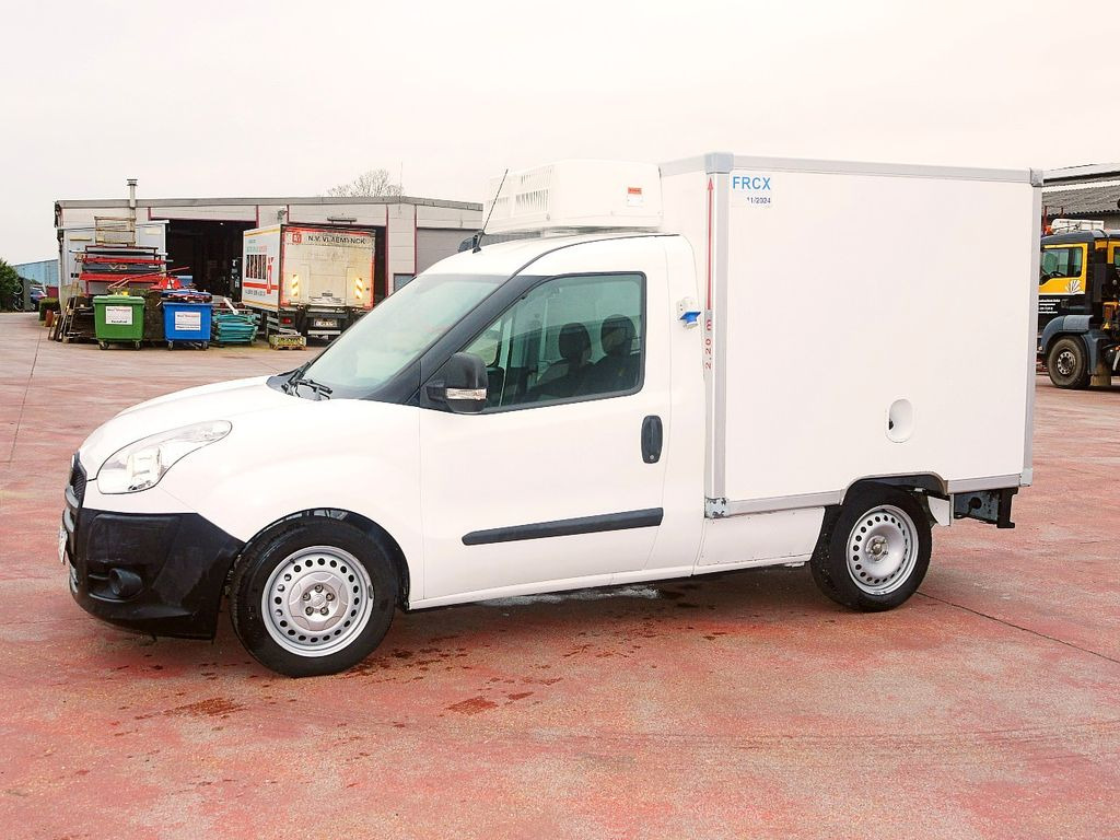 Fiat 1.3 DOBLO KUHLKOFFER RELEC FROD TR22 -20C - Van berpendingin: gambar 4 Fiat 1.3 DOBLO KUHLKOFFER RELEC FROD TR22 -20C - Van berpendingin: gambar 4