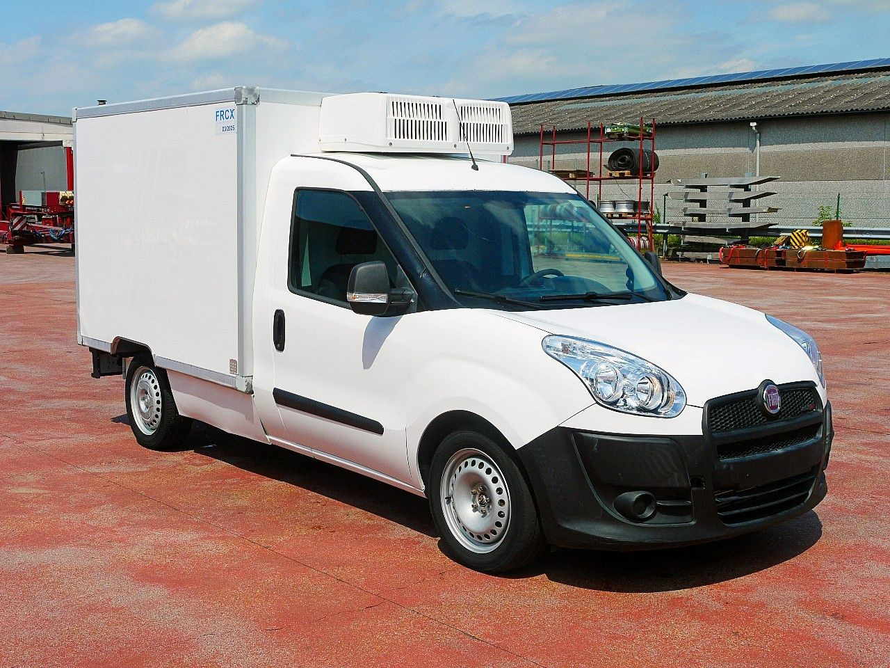 Fiat DOBLO 1.6 KUHKOFFER RELEC FROID TR22 -20C - Van berpendingin: gambar 2 Fiat DOBLO 1.6 KUHKOFFER RELEC FROID TR22 -20C - Van berpendingin: gambar 2
