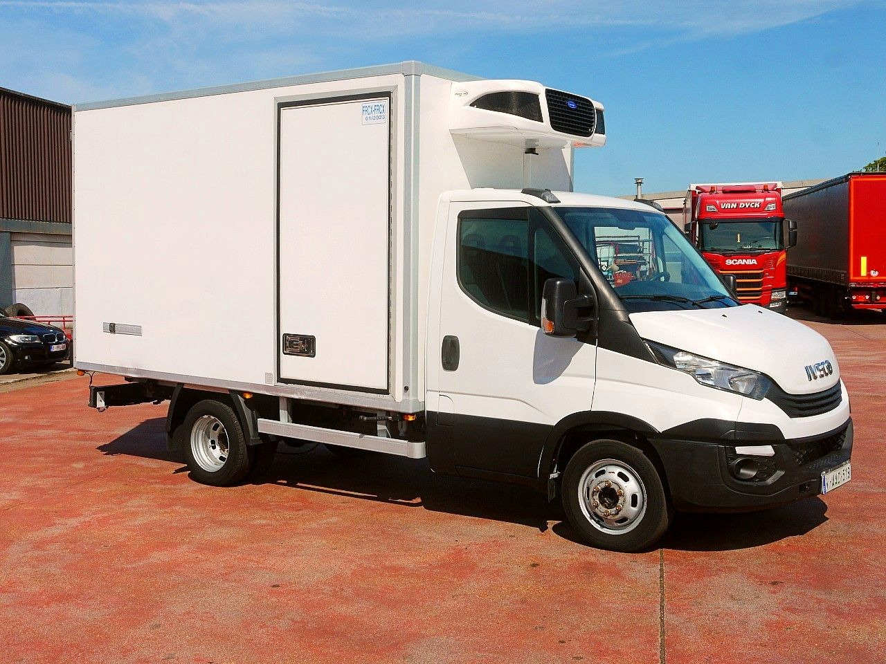 Iveco 35C14 DAILY KUHLKOFER CARIER PULSOR 600MULTi A/C - Van berpendingin: gambar 2 Iveco 35C14 DAILY KUHLKOFER CARIER PULSOR 600MULTi A/C - Van berpendingin: gambar 2
