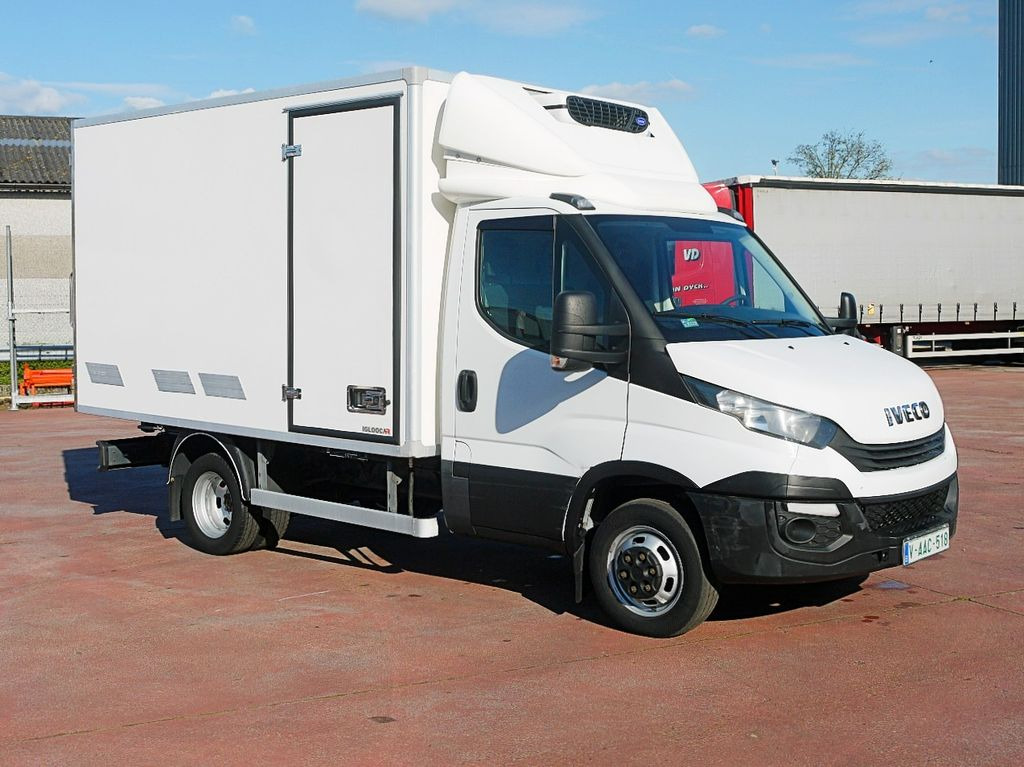 Iveco 35C14 DAILY KUHLKOFFER CARRIER VIENTO A/C - Van berpendingin: gambar 2 Iveco 35C14 DAILY KUHLKOFFER CARRIER VIENTO A/C - Van berpendingin: gambar 2