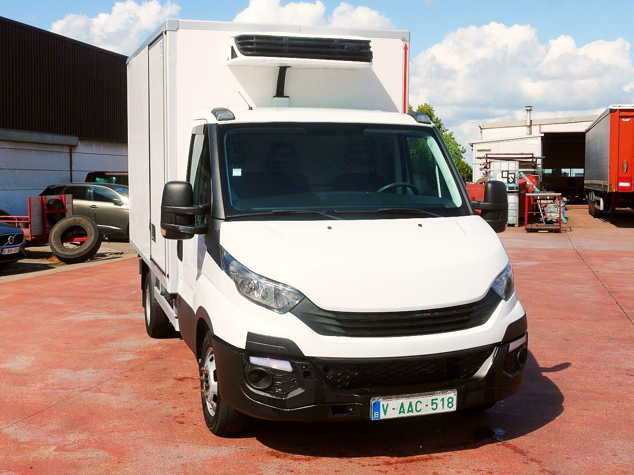 Iveco 35C14 KUHLKOFFER CARRIER XARIOS 350 -20C - Van berpendingin: gambar 1 Iveco 35C14 KUHLKOFFER CARRIER XARIOS 350 -20C - Van berpendingin: gambar 1