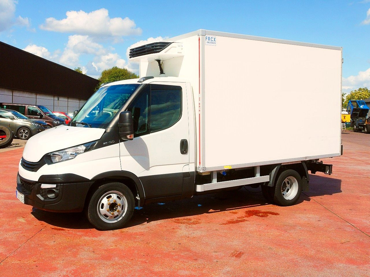 Iveco 35C14 KUHLKOFFER CARRIER XARIOS 350 -20C - Van berpendingin: gambar 4 Iveco 35C14 KUHLKOFFER CARRIER XARIOS 350 -20C - Van berpendingin: gambar 4