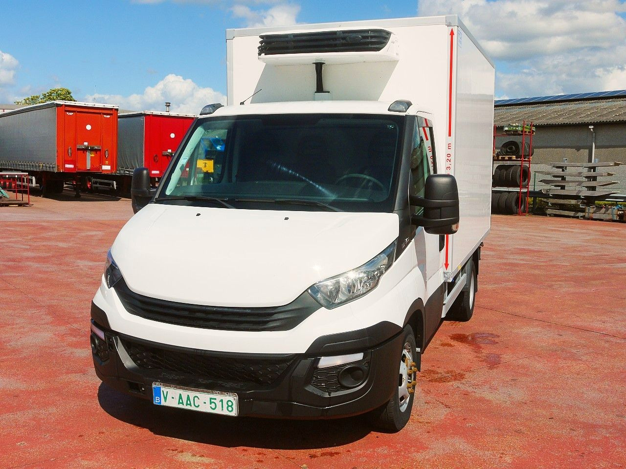 Iveco 35C14 KUHLKOFFER CARRIER XARIOS 350 -20C - Van berpendingin: gambar 5 Iveco 35C14 KUHLKOFFER CARRIER XARIOS 350 -20C - Van berpendingin: gambar 5