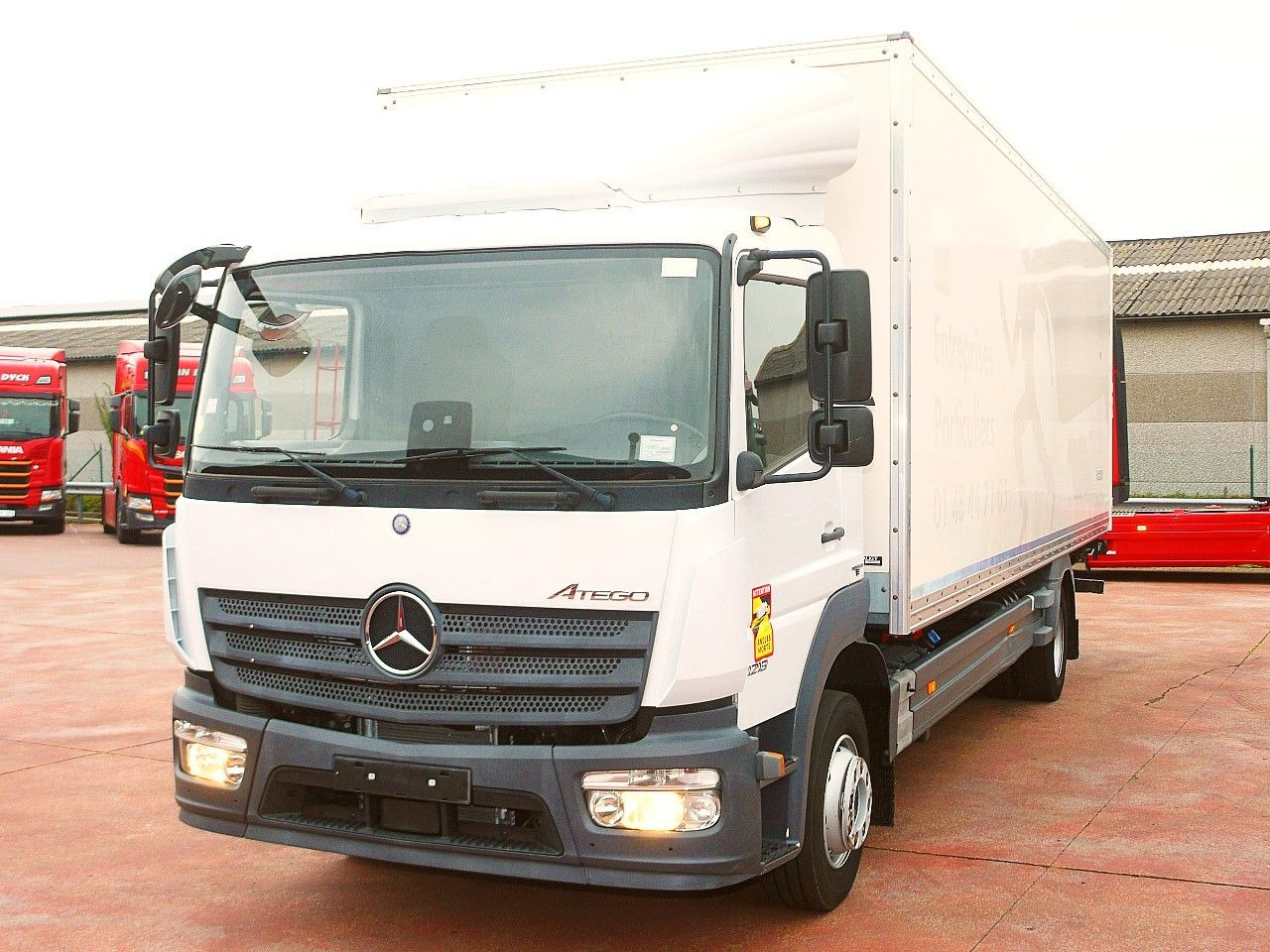 Mercedes-Benz 1218 ATEGO MEUBEL KOFFER A/C 124 Tkm - Van box: gambar 5 Mercedes-Benz 1218 ATEGO MEUBEL KOFFER A/C 124 Tkm - Van box: gambar 5