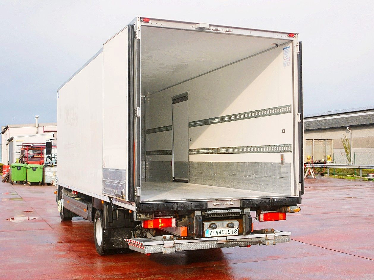 Truk berpendingin Mercedes-Benz 1322 ATEGO KUHLKOFFER CARRIER SUPRA 850 A/C LUFT: gambar 8