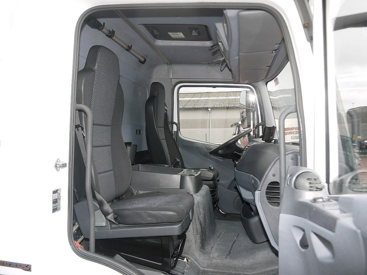 Truk berpendingin Mercedes-Benz 1322 ATEGO KUHLKOFFER CARRIER SUPRA 850 A/C LUFT: gambar 17