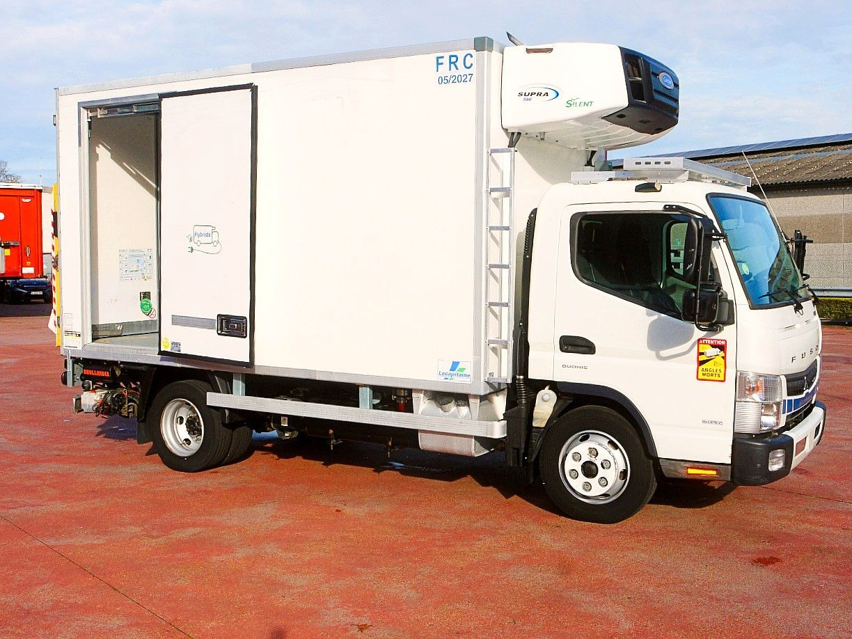 Mitsubishi FUSO HYBRIDE KUHLKOFFER CARRIER SUPRA 550 78tkm - Van berpendingin: gambar 3 Mitsubishi FUSO HYBRIDE KUHLKOFFER CARRIER SUPRA 550 78tkm - Van berpendingin: gambar 3