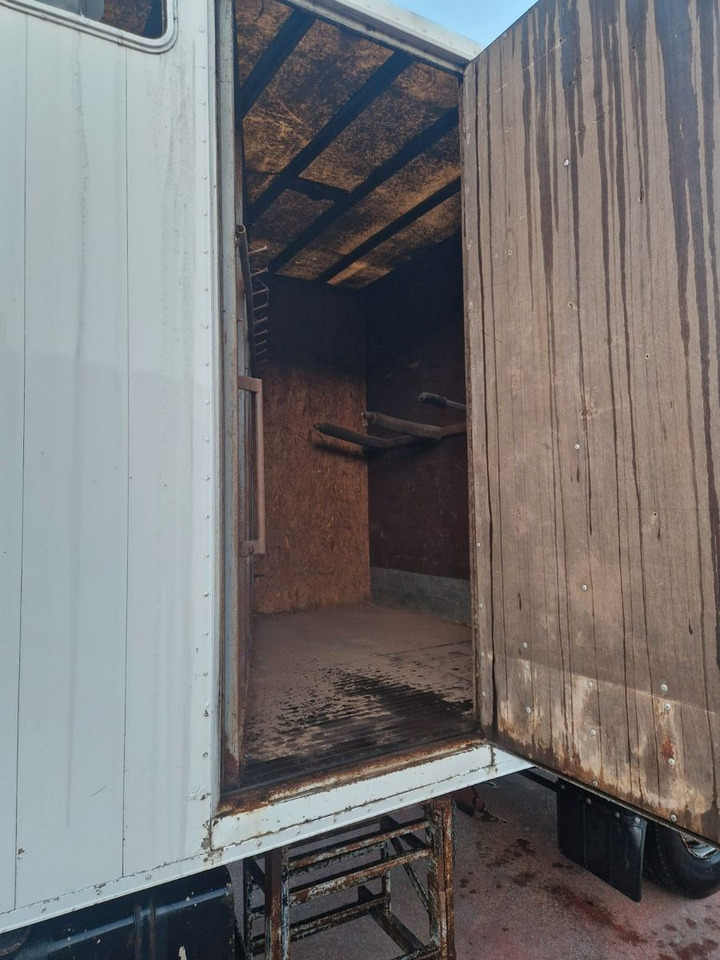 Renault MIDLINER M KOFFER LADEBORDWAND HELLO AFRIKA - Truk box: gambar 5 Renault MIDLINER M KOFFER LADEBORDWAND HELLO AFRIKA - Truk box: gambar 5