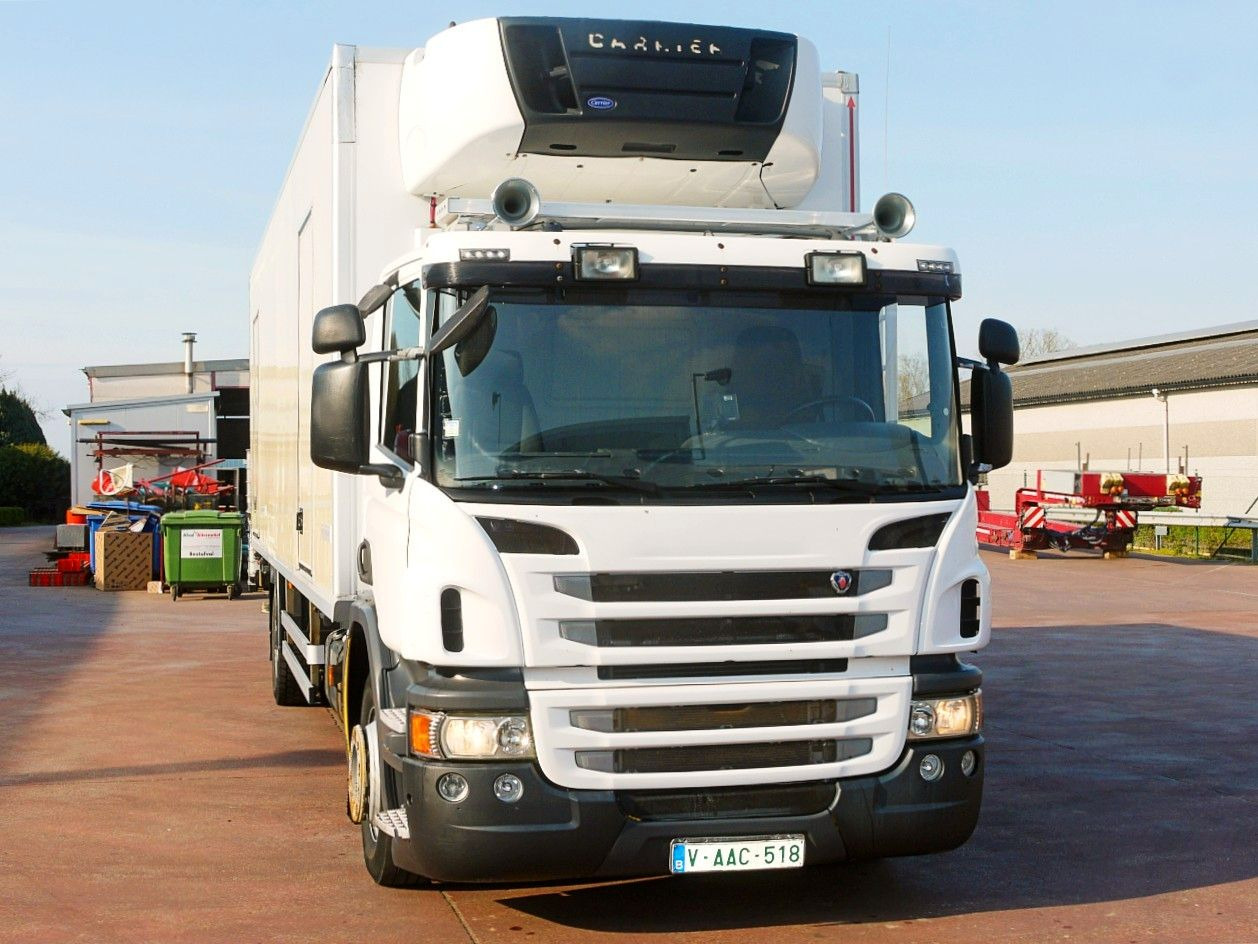 Scania P 230 KUHLKOFFER CARRIER SUPRA 950 MT A/C Scania P 230 KUHLKOFFER CARRIER SUPRA 950 MT A/C - Truk berpendingin: gambar 1 Scania P 230 KUHLKOFFER CARRIER SUPRA 950 MT A/C Scania P 230 KUHLKOFFER CARRIER SUPRA 950 MT A/C - Truk berpendingin: gambar 1