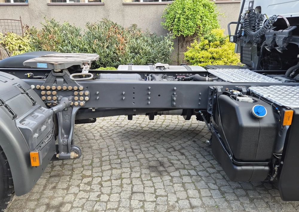 Tractor head Scania R450: gambar 17 Tractor head Scania R450: gambar 17
