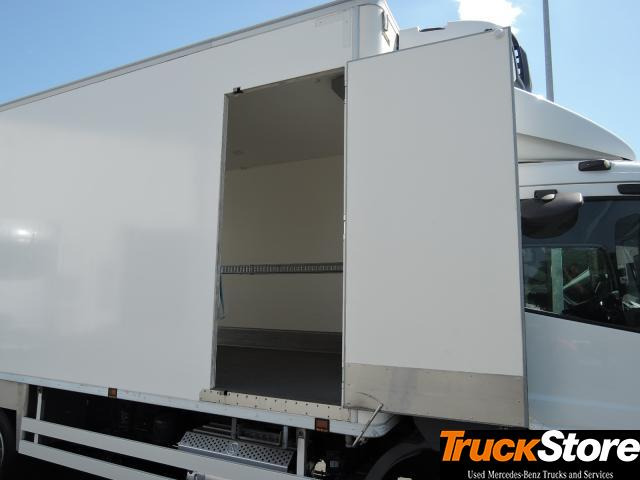 Mercedes-Benz Atego 1221 L - Truk berpendingin: gambar 2 Mercedes-Benz Atego 1221 L - Truk berpendingin: gambar 2