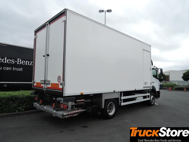 Mercedes-Benz Atego 1221 L - Truk berpendingin: gambar 3 Mercedes-Benz Atego 1221 L - Truk berpendingin: gambar 3