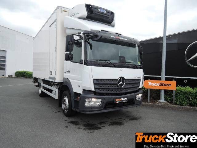 Mercedes-Benz Atego 1221 L - Truk berpendingin: gambar 2 Mercedes-Benz Atego 1221 L - Truk berpendingin: gambar 2