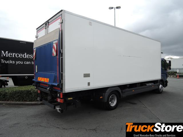 Mercedes-Benz Atego 1527 L - Truk berpendingin: gambar 4 Mercedes-Benz Atego 1527 L - Truk berpendingin: gambar 4