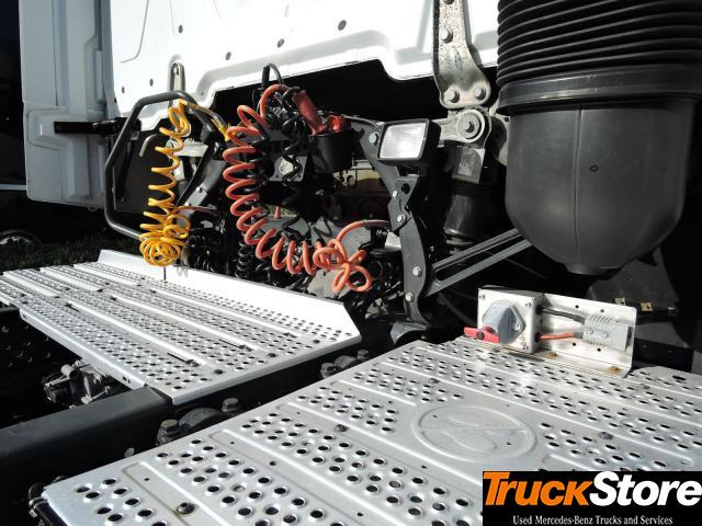 Mercedes-Benz Actros 1843 LS - Tractor head: gambar 2 Mercedes-Benz Actros 1843 LS - Tractor head: gambar 2