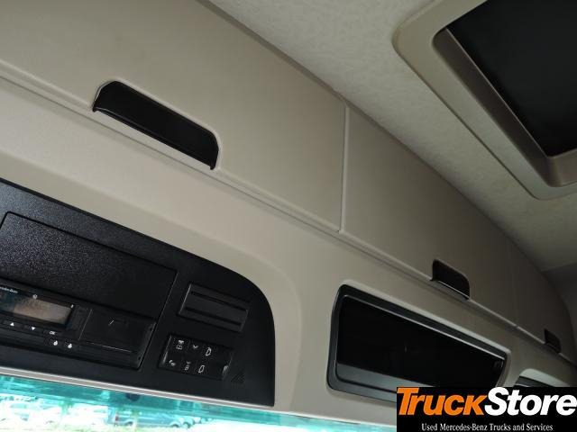 Mercedes-Benz Actros 1845 LS - Tractor head: gambar 2 Mercedes-Benz Actros 1845 LS - Tractor head: gambar 2